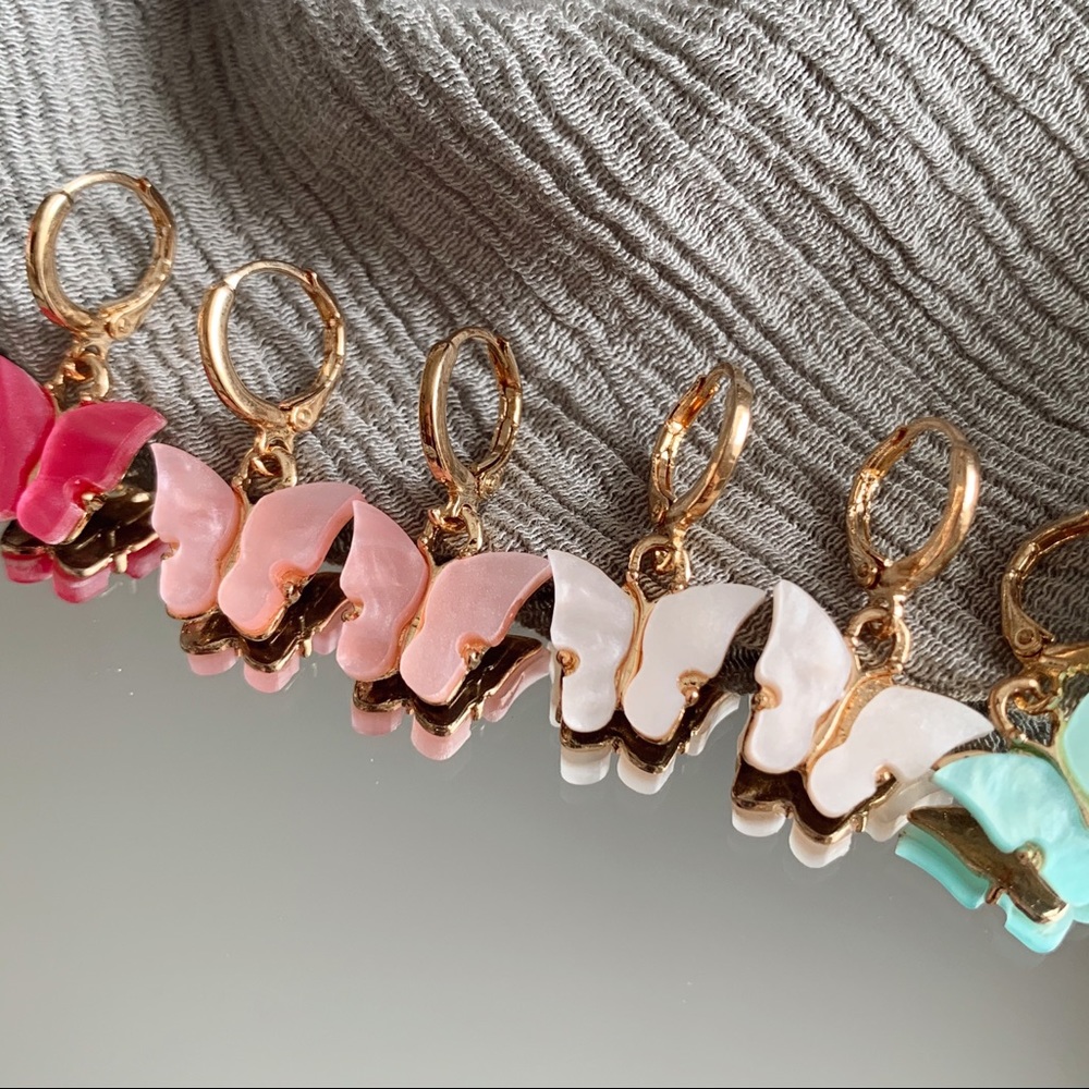 Lily Huggie Earrings